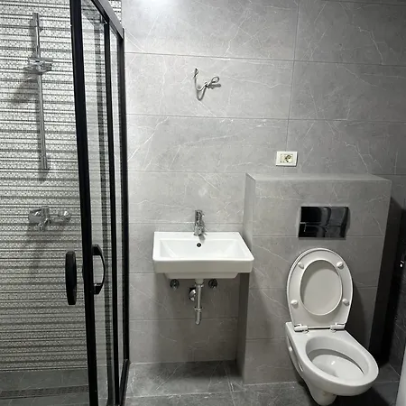Apartment Urban Oasis At Corner *